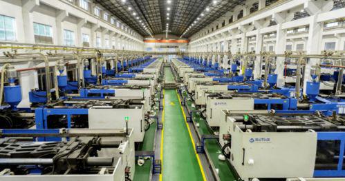 在萬(wàn)人電子廠打工,年輕溫柔的女工,帶我去約會(huì)